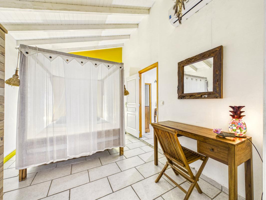 24.location villa avec piscine proche plage St François Guadeloupe